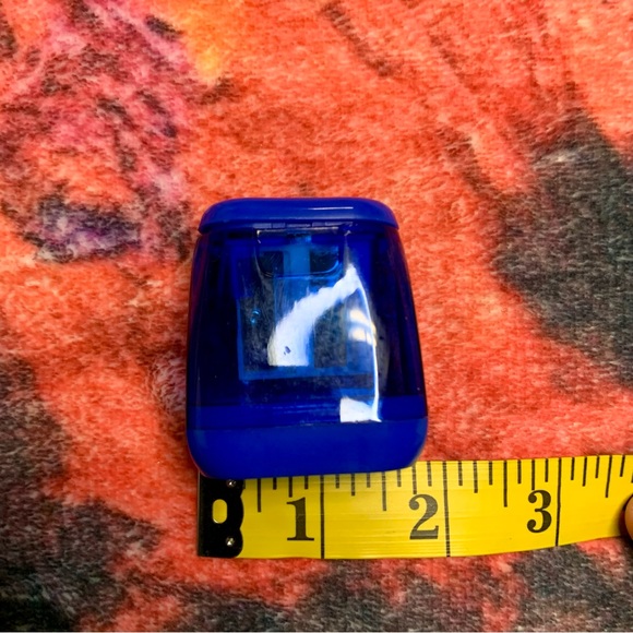 💜 Three Pencil Sharpeners - Picture 10 of 14